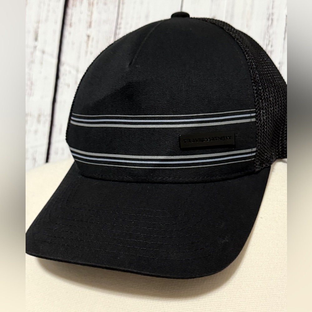 Travis Mathew Black and Gray Hat‎